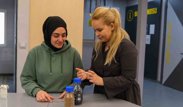 Hitit Üniversitesi Milli Teknoloji Atölyesi kapılarını öğrencilere açtı