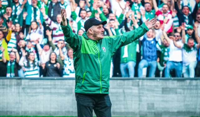 Beşiktaş Çarşı Grubu'ndan Teksas Lideri Selim Kurtulan'a geçmiş olsun ziyareti