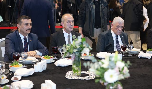 Müsavat Dervişoğlu Bursa iftarında teşkilatla buluştu!