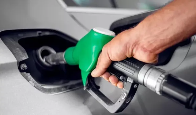 Akaryakıta dev zam geldi, tablo değişti