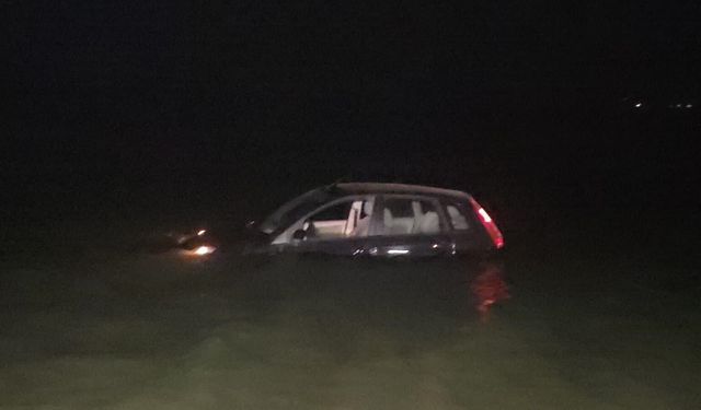 İznik Gölü'nde uçan otomobilde can pazarı!