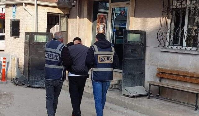 Bursa'da aranan şahıs polis operasyonuyla yakalandı