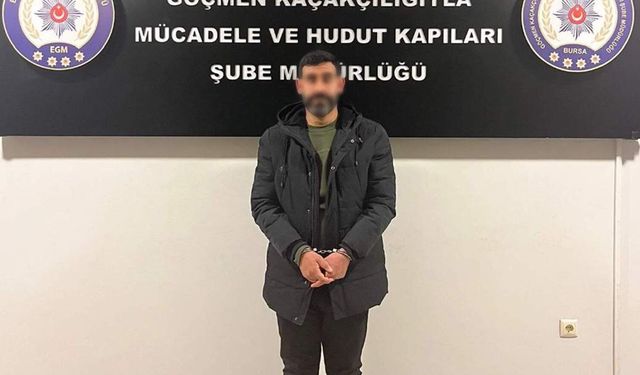 Bursa’da göçmenleri dolandıran sahte avukat yakalandı