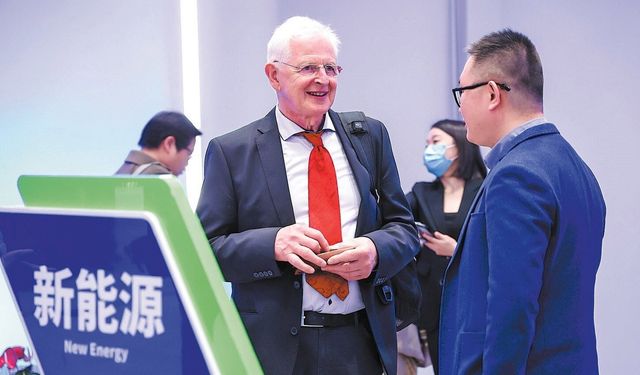 Pekin'in sanayi gelişimine ivme kazandıracak yeni projeler hayata geçiriliyor