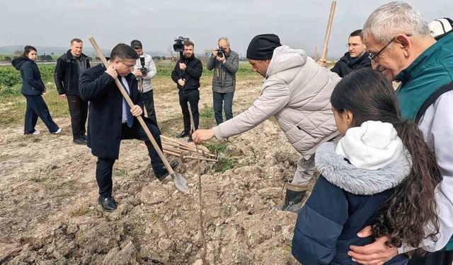 TUSAŞ şehidi Ekici anısına 1000 meyve fidanı toprakla buluşturuldu
