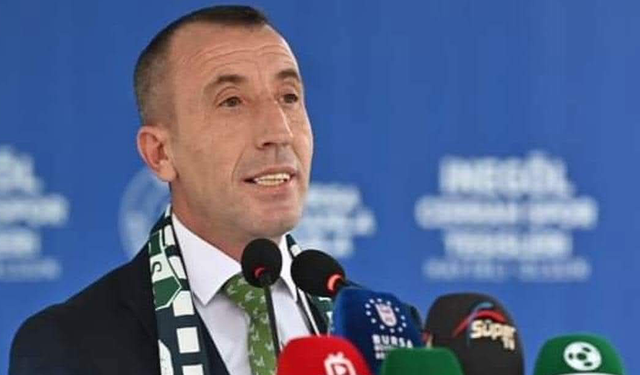 Cerrahspor yönetiminde şok ayrılık