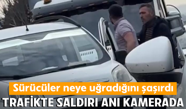 Bursa Nilüfer'de trafikte yol verme kavgası kamerada