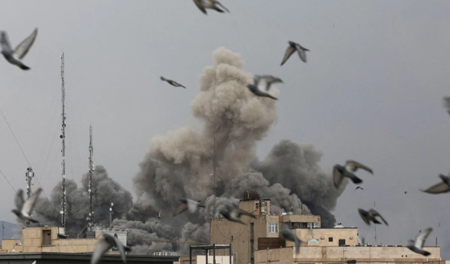 Psikiyatri Uzmanı Kiras: "Özellikle gece saatlerinde yoğun şiddet görüntülerinden uzak durmak gerekiyor"