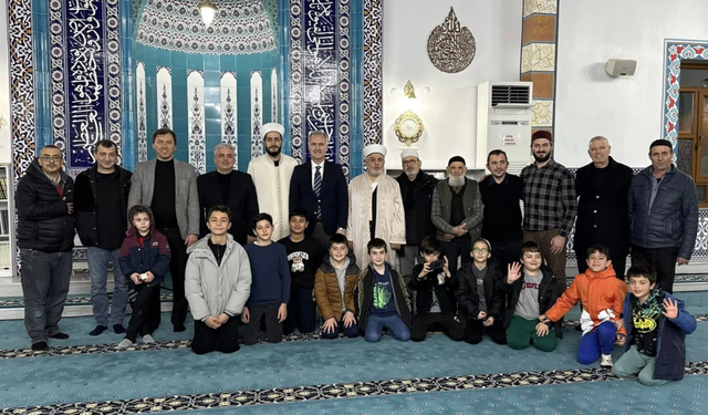 Hafız Metin Çakar’dan Gönülleri Mest Eden Tilavet