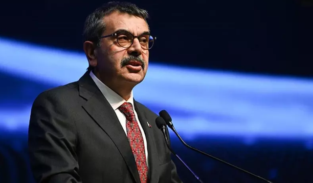 Türkiye’de eğitim sistemi kökten mi değişiyor? 15 yaşında üniversite tartışması!