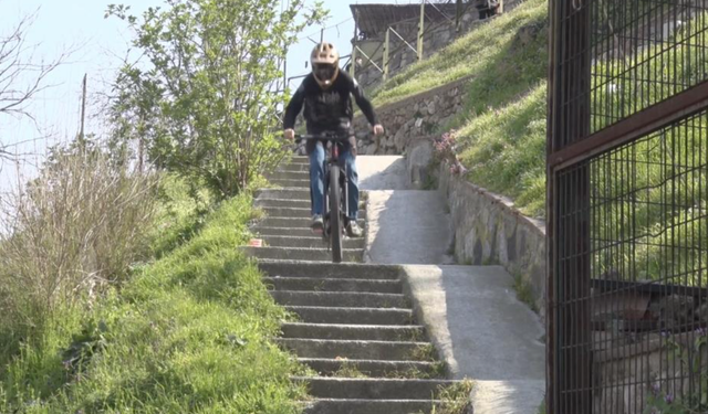 Adrenalin dolu anlar kask kamerasında...Bursalı genç Dünya Şampiyonası'na hazırlanıyor