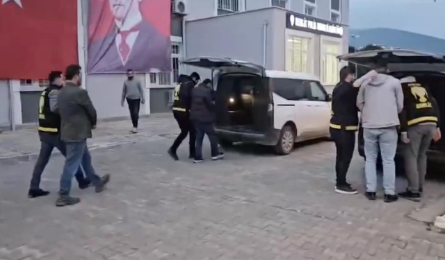 Bursa’da 3 kişinin yaralandığı çatışmanın failleri yakalandı