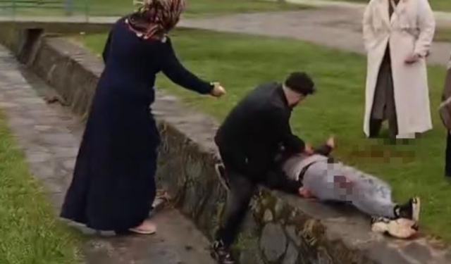 Bursa Yıldırım'da bıçaklı kavga... Boğazı kesilen kişi hayatını kaybetti