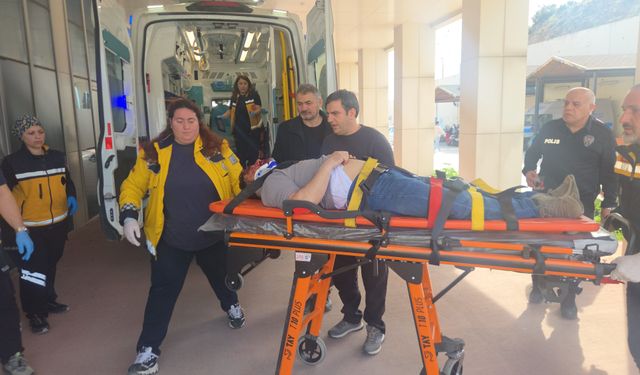 Bursa Orhangazi'de çatıdan düşen usta ağır yaralandı