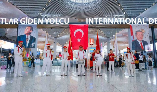 23 Nisan Ulusal Egemenlik ve Çocuk Bayramı, İstanbul Havalimanı'nda coşkuyla kutlandı