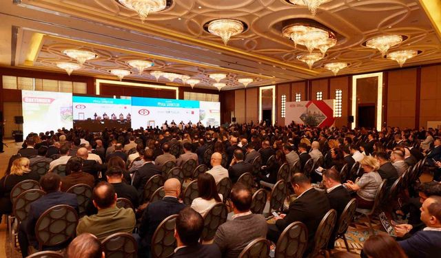 Erdemir, Bursa'da sektörle bir araya geldi