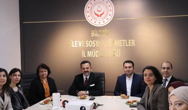 İl Müdürü İlhan personelle kahvaltıda buluştu