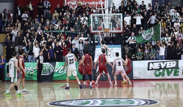 Sakarya Büyükşehir Basketbol play-off serisine galibiyetle başladı
