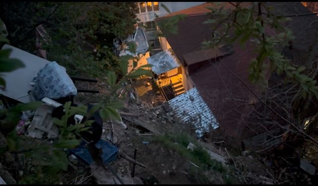 Sarıyer'de toprak kayması sonucu 6 binaya tahliye kararı verildi: Bina sakinleri belediyeye isyan etti