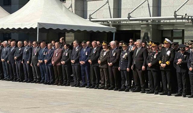 Şehit polis memuru Seçkin Yalçın için emniyette tören düzenlendi