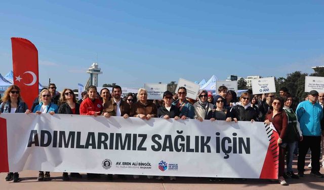 Tuzla'da Dünya Sağlık Haftası'na özel hareketli kutlama: Vatandaşlar hep beraber spor yaptı