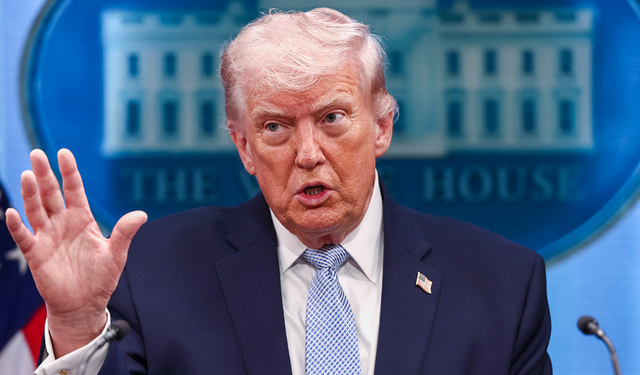 Trump’tan Papa 14. Leo’ya sert eleştiriler: "Kendine çeki düzen vermeli"