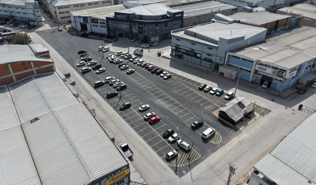 İnegöl Belediyesi’nden Ağaç İşleri Sanayisine 127 Araçlık Ücretsiz Otopark