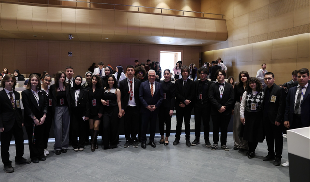 Türkiye’nin yarınları Nilüfer’de demokrasi provası yaptı