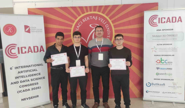 Denizli’nin meslek liseli gençleri uluslararası kongrede makale sundu