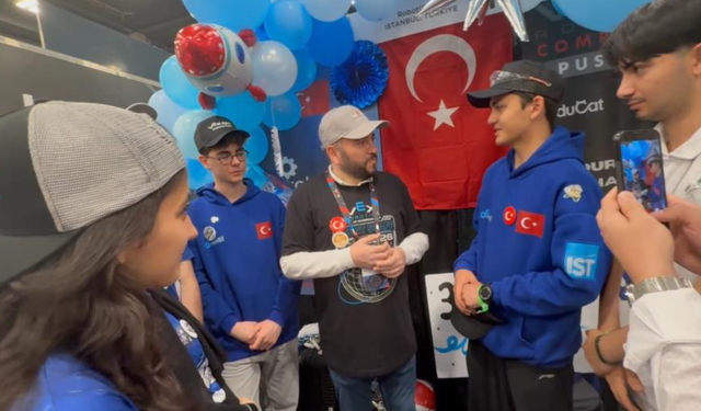 Arnavutköylü gençler ABD'de düzenlenen ‘Dünya Robot Şampiyonası'nda' ülkemizi temsil etti