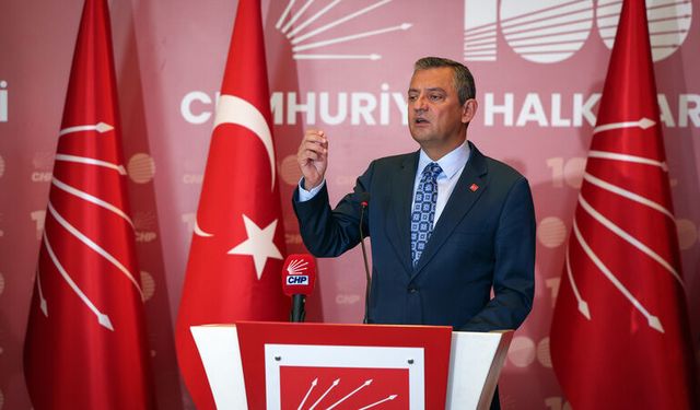 CHP'de kritik saatler! Özgür Özel Grup Başkanı oldu