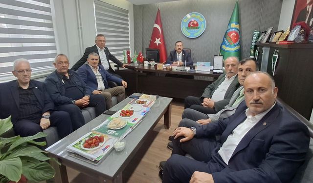 İyi Parti Dünya Çiftçiler Gününü kutladı
