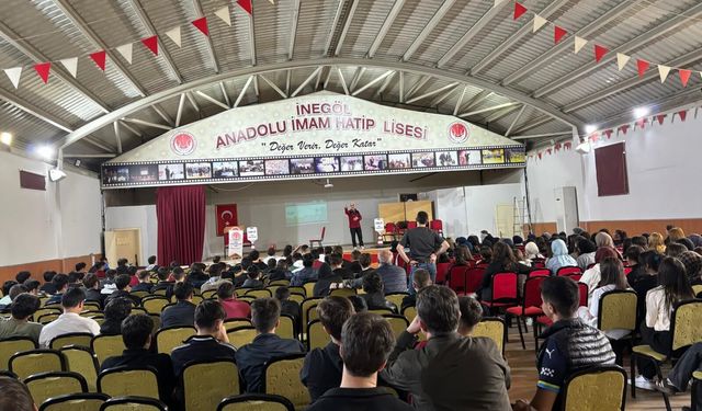 İNKUT yeni merkezinde afet bilincini aşılıyor: Yapılan yangın tatbikatı gerçeği aratmadı