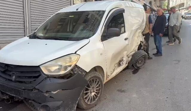 Bursa'da ortalık savaş alanına döndü: 6 araca çarptı takla atarak durabildi