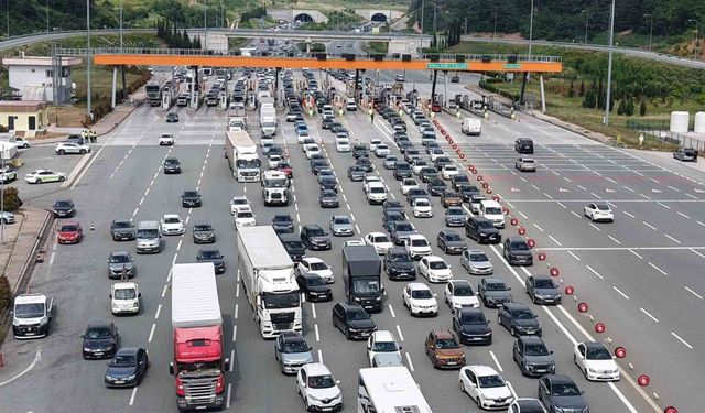 İstanbul'dan kaçış başladı