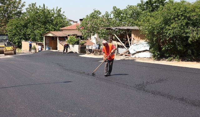 Osmangazi Belediyesi 900 ton asfalt döktü