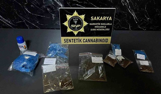 Sakarya'da uyuşturucu operasyonunda yakalanan 2 şüpheli tutuklandı