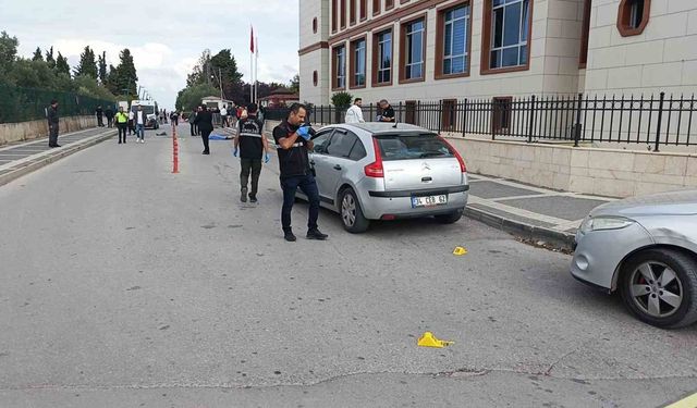 Yalova'da adliye önündeki cinayetin kan donduran görüntüleri ortaya çıktı