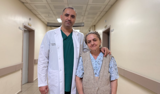 Karnındaki devasa şişlik 22 kiloluk tümör çıktı: "Kabızlık diye düşündüm" dedi