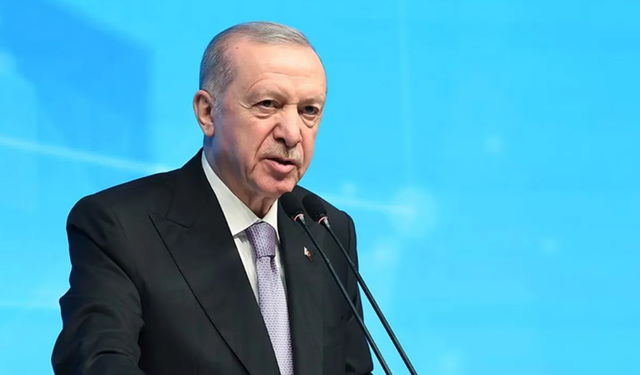 Cumhurbaşkanı Erdoğan: Yeni anayasa siyasetin boynunun borcu