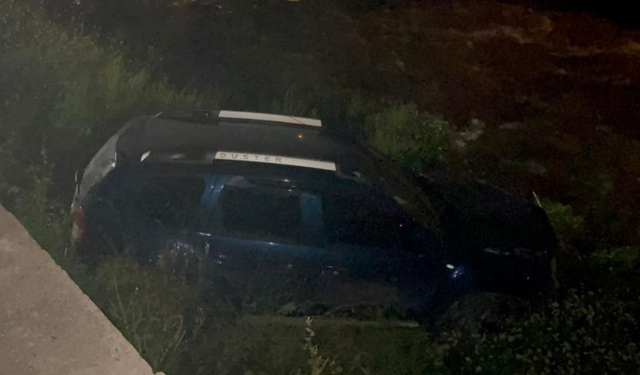 Bursa Osmangazi'de kontrolden çıkan araç dereye uçtu, kaza sonrası sürücü kaçtı