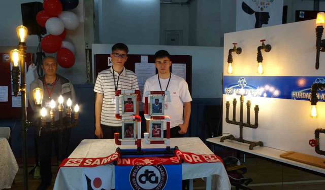Meslek lisesi öğrencileri atık boruları sanata dönüştürdü