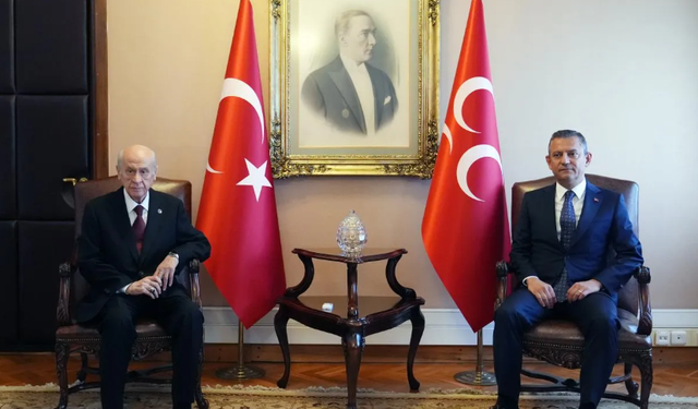 Mutlak butlandan sonra ilk temas! Bahçeli'den önce Özgür Özel'e telefon