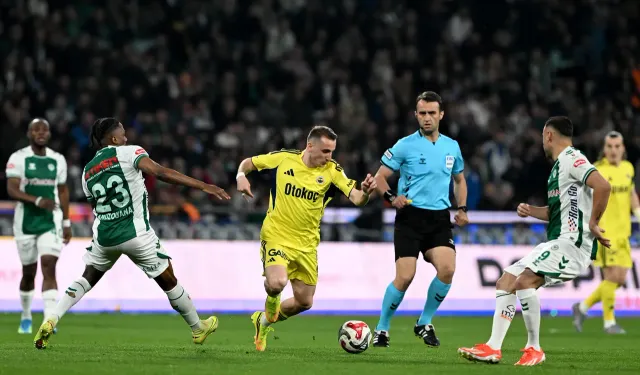Fenerbahçe, Konyaspor karşısında 3 puanı 3 golle alıyor