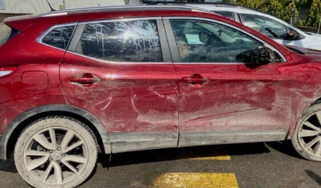 İnegöl'de cip işçilerin arasına daldı | Yaralılar var