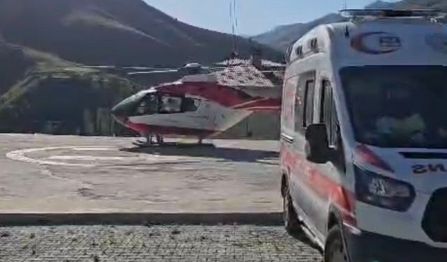Van’da kalp krizi geçiren hasta helikopter ambulansla hastaneye sevk edildi