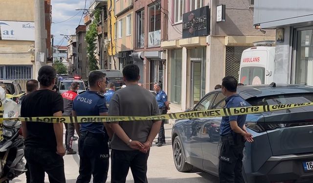 Bursa'da kadın iş ortağını vurdu, canına kıydı
