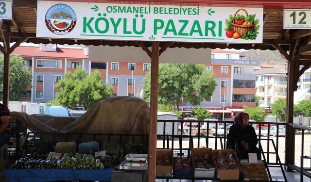 Bilecik'te köylü pazarı hizmete açıldı
