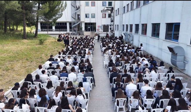 Bursa'nın en iyi liselerinin öğrencileri çalıştayda buluştu