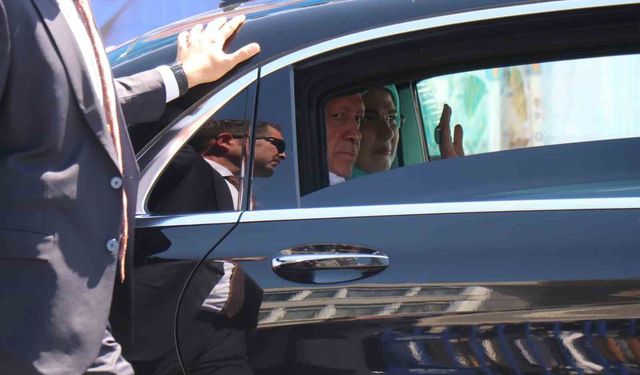 Cumhurbaşkanı Erdoğan, AK Parti 33. İstişare Toplantısı'nın ardından Sapanca'dan ayrıldı
